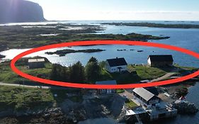 Villa Borgvag - A Unique Seafront Villa In The Heart Of Lofoten